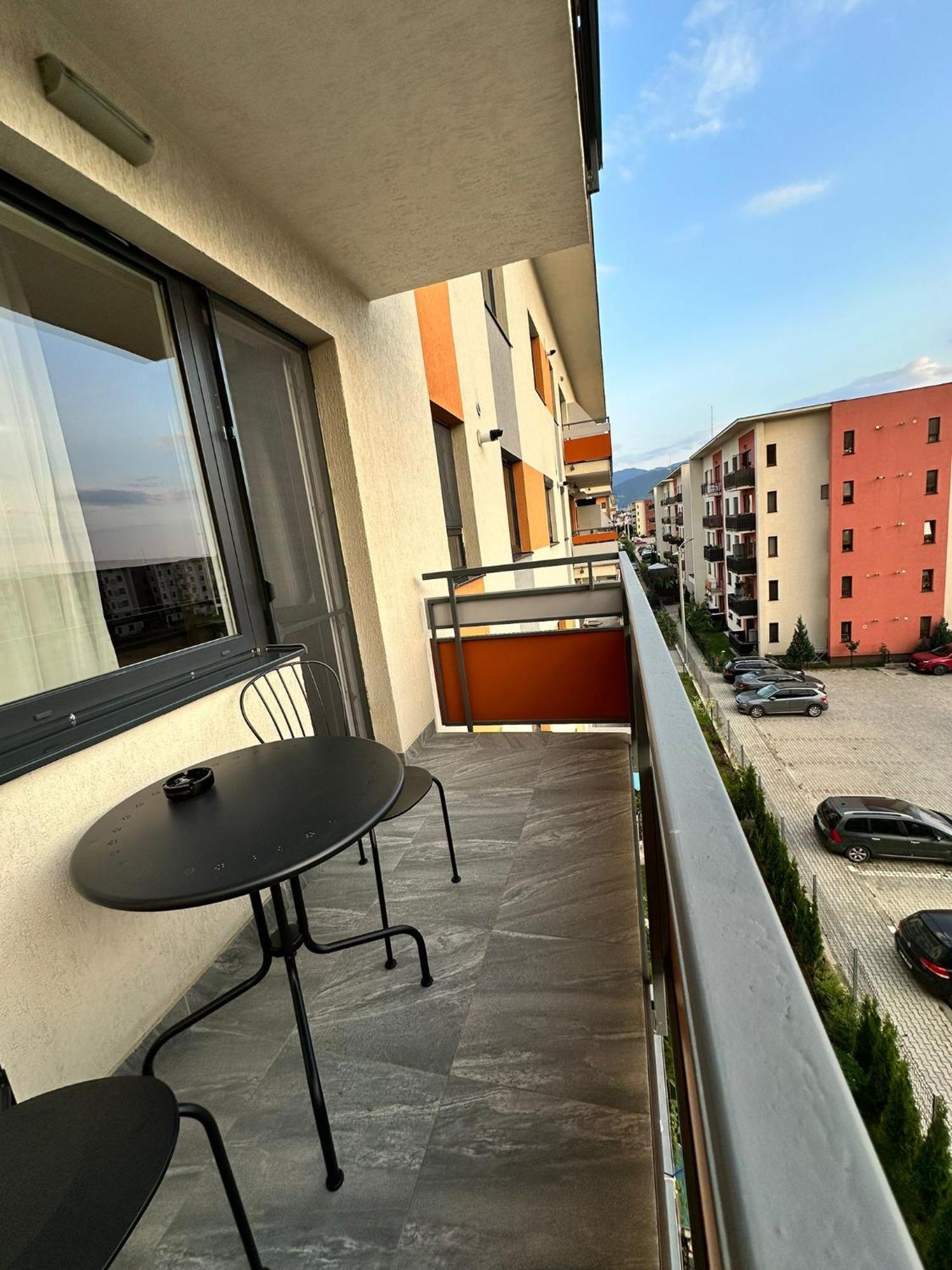The 30Th Apartment Брашов Екстериор снимка